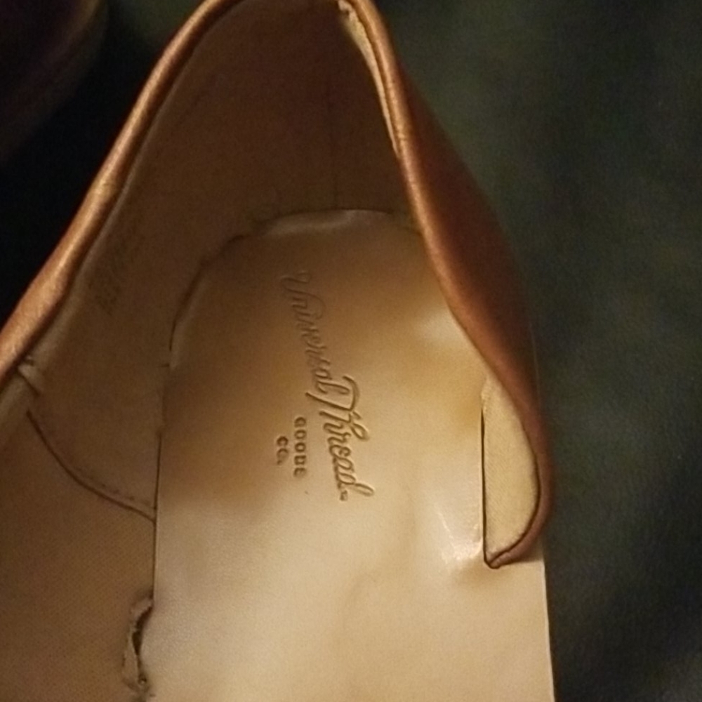 Sandals - Picture 4 of 4